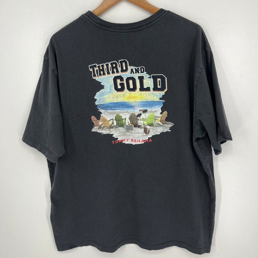 Tommy Bahama Relax Mens XL Black Third and Gold Beach Graphic T-Shirt Cotton